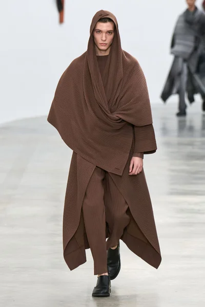 Look 41